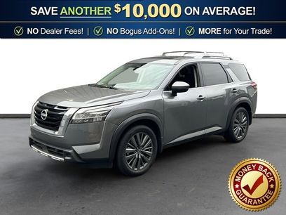 Used 2024 Nissan Pathfinder SL w/ SL Premium Package