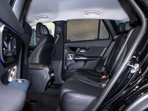 Certified 2025 Mercedes-Benz GLC 350e GLC 350e image 23