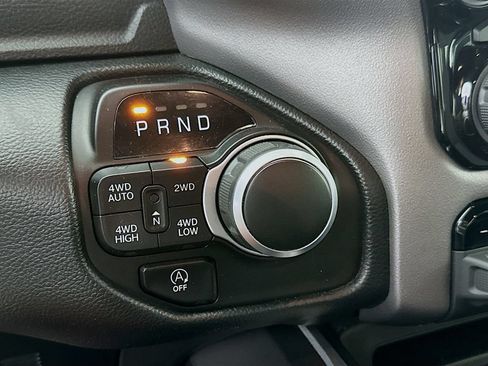 Used 2022 RAM 1500 Big Horn AWD/4WD image 23