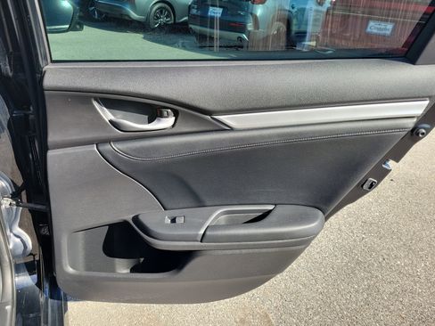 Used 2017 Honda Civic Touring image 26