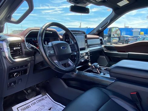Used 2023 Ford F150 Lariat AWD/4WD image 11