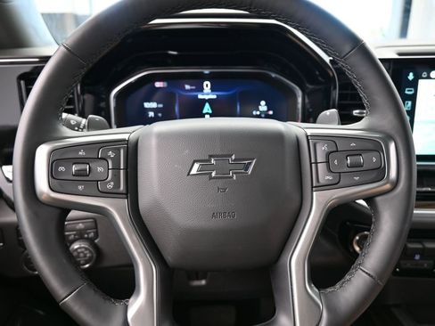 Used 2025 Chevrolet Silverado 1500 LT Trail Boss w/ Convenience Package II image 26