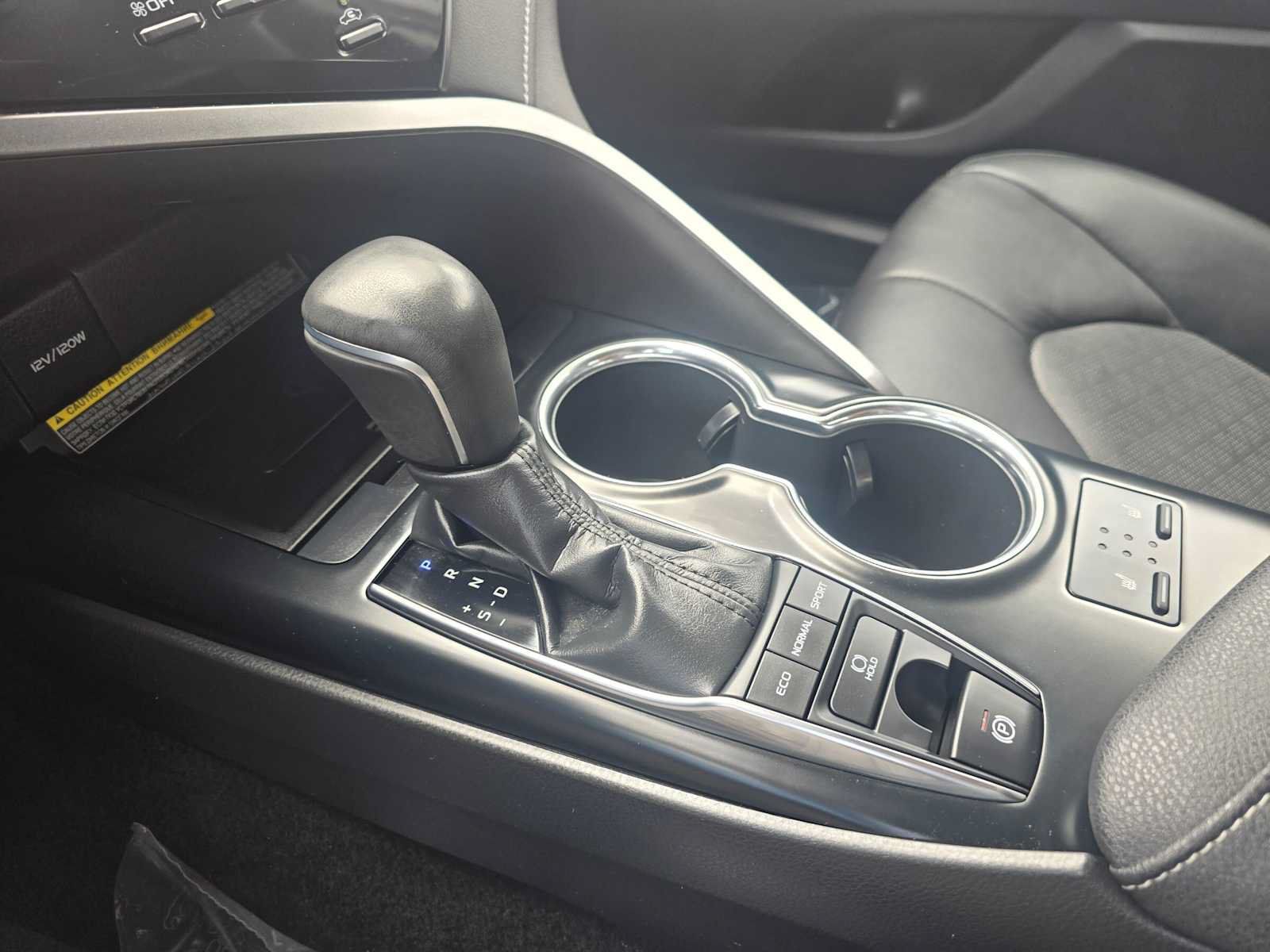 Used 2019 Toyota Camry XSE FWD image 29