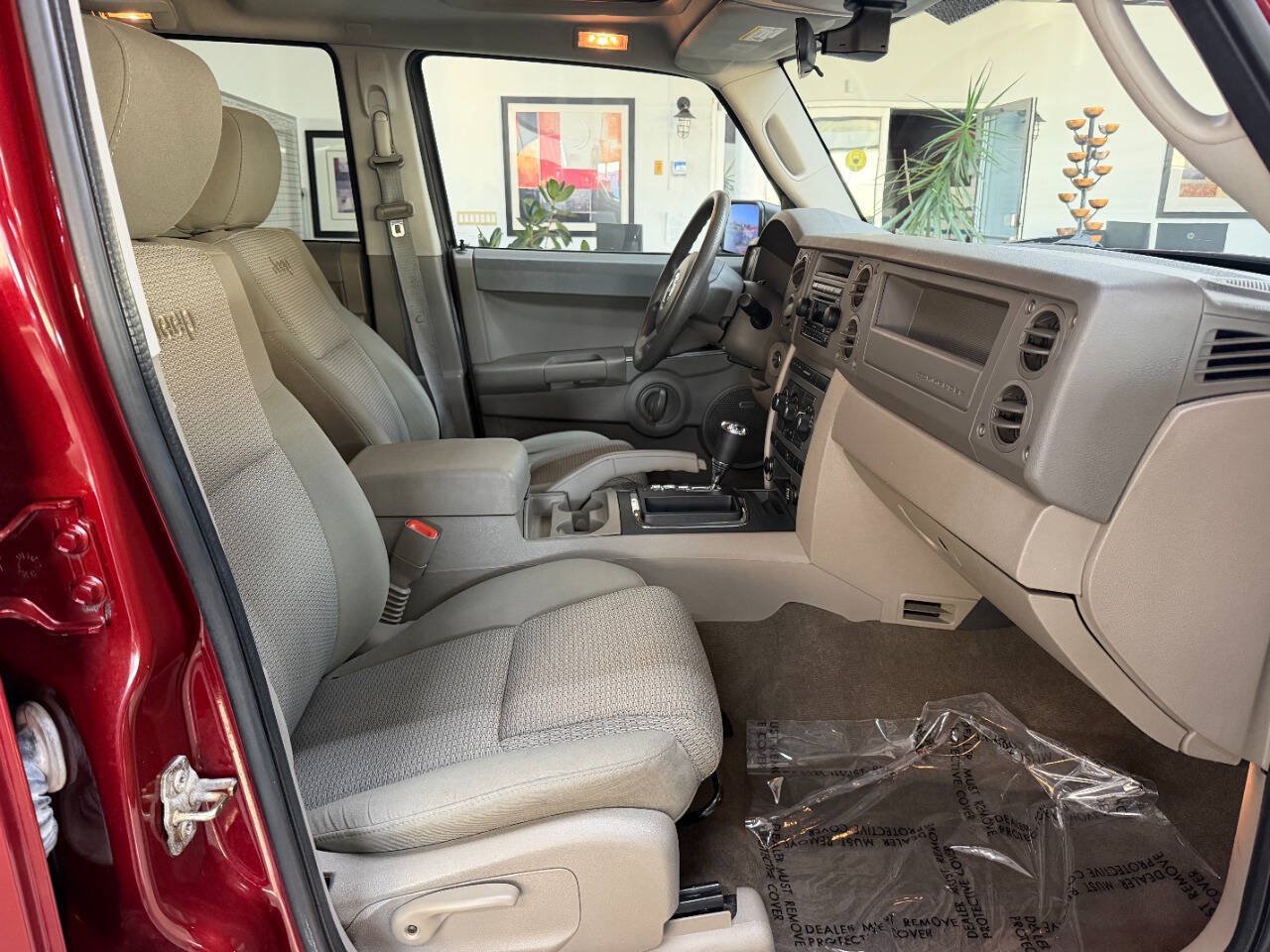 Used 2007 Jeep Commander Sport AWD/4WD image 18