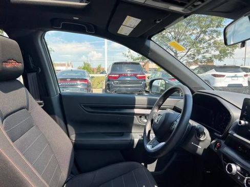 Used 2026 Honda CR-V TrailSport image 35