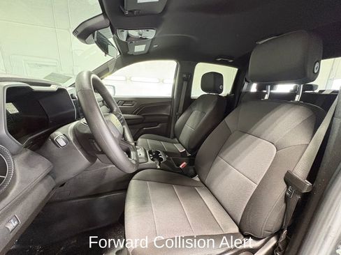 Used 2023 Chevrolet Colorado W/T RWD image 14