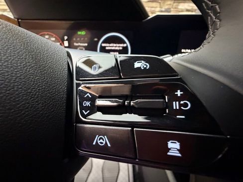 Certified 2025 Hyundai Elantra Limited image 21