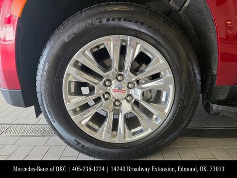 Used 2021 GMC Yukon XL Denali w/ Advanced Technology Package image 7