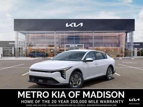 New 2026 Kia K4 FWD image 1