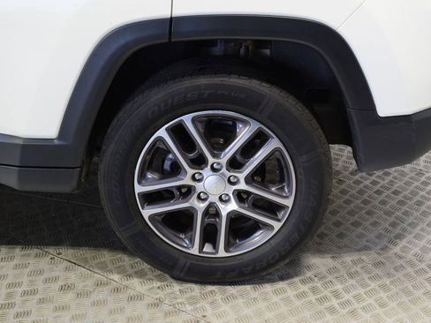 Used 2020 Jeep Compass Latitude w/ Cold Weather Group image 35