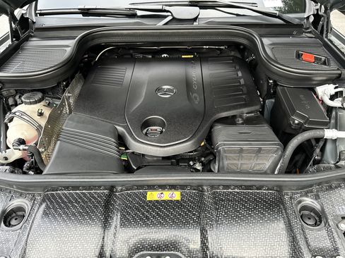Certified 2026 Mercedes-Benz GLS 450 4MATIC image 57