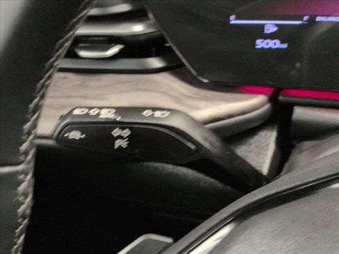 Used 2025 Audi Q5 Premium w/ 19" Wheel Package image 16