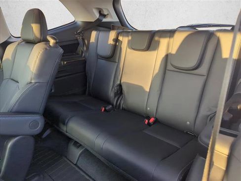Used 2025 Subaru Ascent Limited image 19