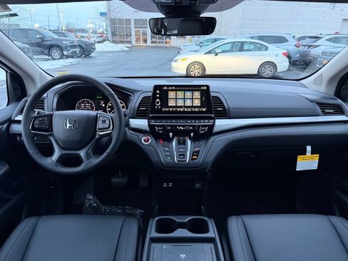 Used 2026 Honda Odyssey EX-L image 4