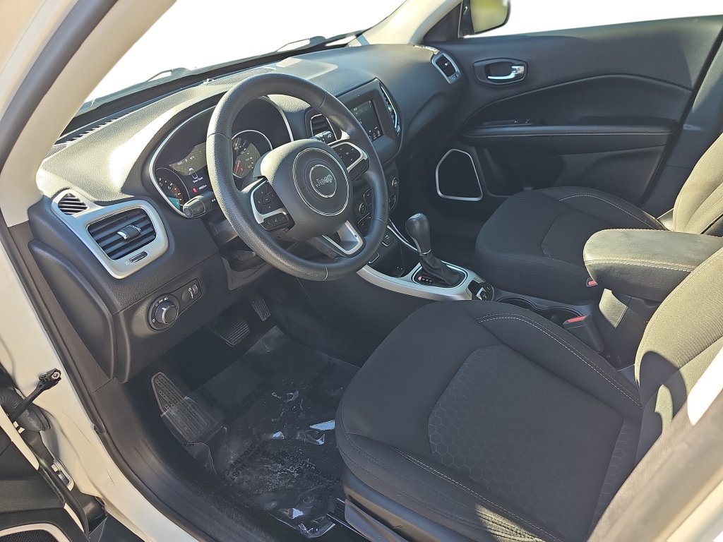 Used 2019 Jeep Compass Sport FWD image 16