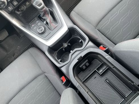 Used 2023 Toyota RAV4 SE image 26