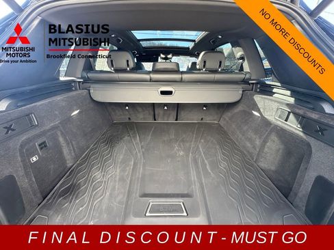 Used 2024 BMW X5 xDrive40i w/ Premium Package image 37