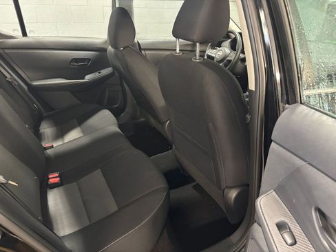 Used 2025 Nissan Sentra SV image 36