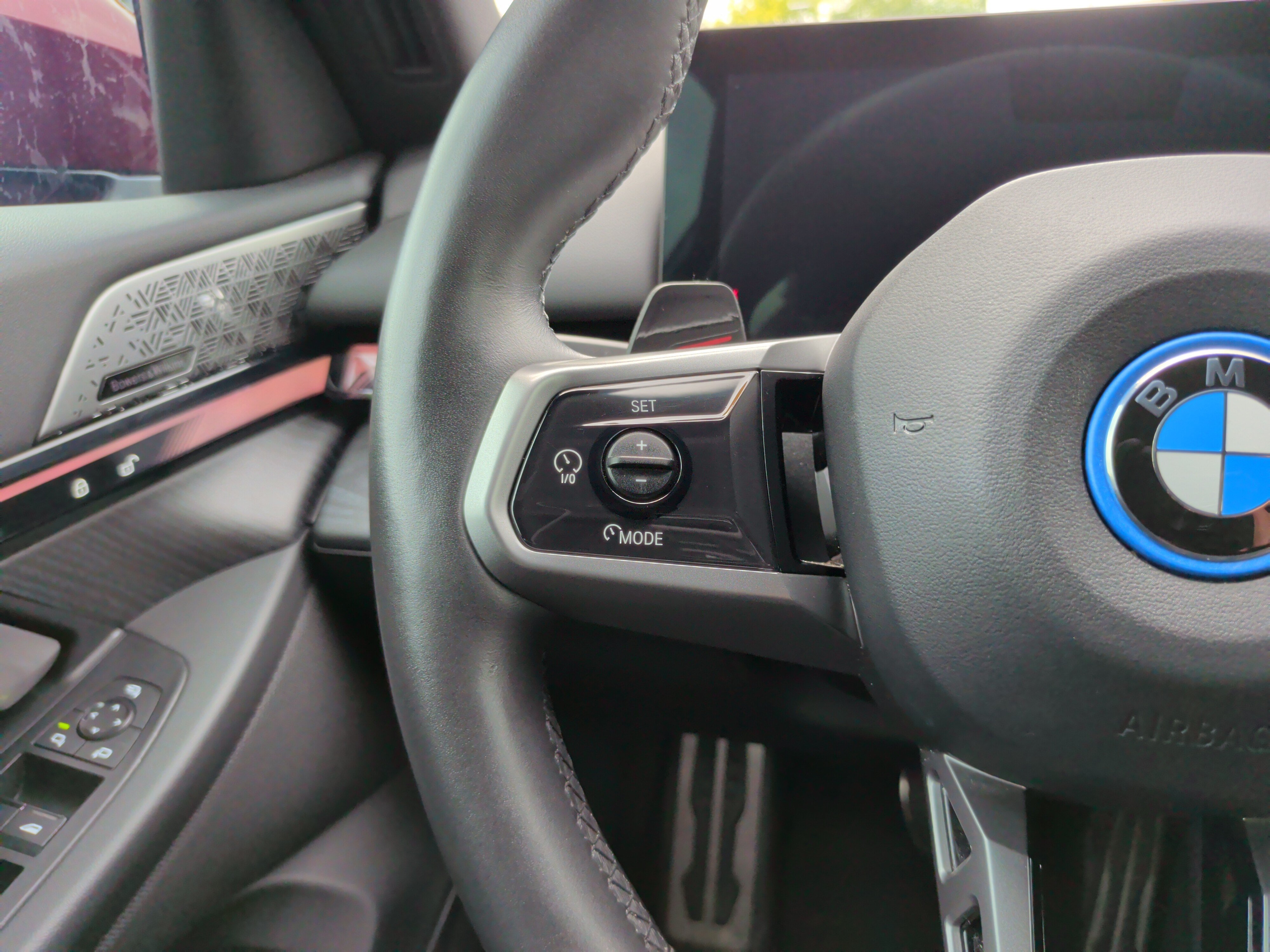 Certified 2024 BMW i5 eDrive40i w/ M Sport Package RWD image 21