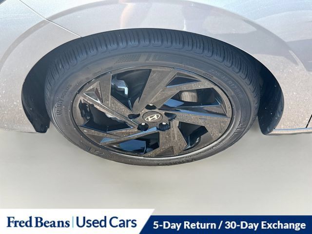 Certified 2026 Hyundai Elantra Sport FWD image 34