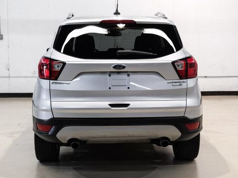 Used 2019 Ford Escape Titanium AWD/4WD image 9