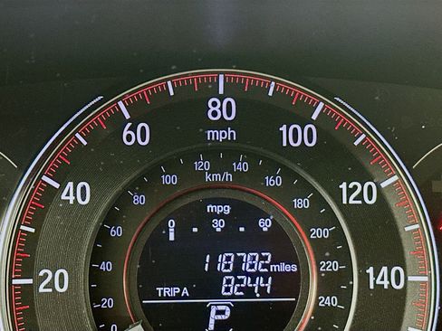 Used 2017 Honda Accord Sport image 18