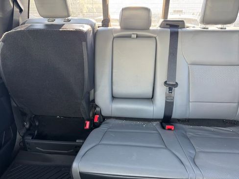 Used 2023 Ford F150 Lightning Lariat image 27