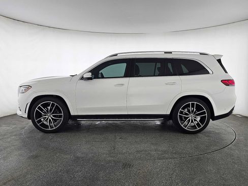 Used 2023 Mercedes-Benz GLS 580 4MATIC image 3