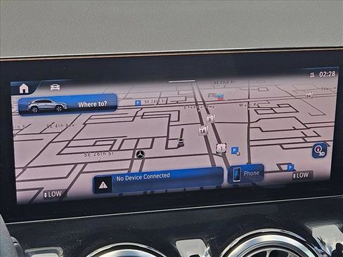 Used 2025 Mercedes-Benz GLA 250 image 13