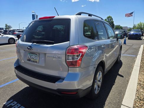 Used 2015 Subaru Forester 2.5i Premium w/ Popular Package #1 AWD/4WD image 8