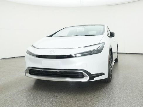 New 2026 Toyota Prius Plug-In Hybrid image 32