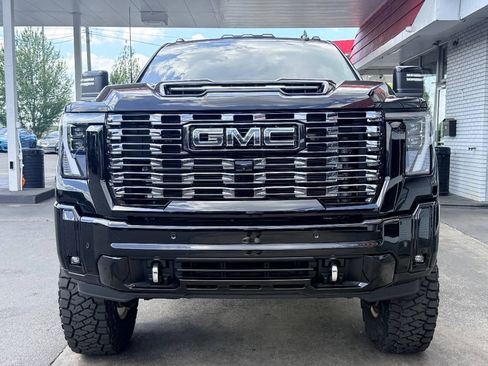 Used 2025 GMC Sierra 2500 Denali Ultimate w/ Max Trailering Package AWD/4WD image 12