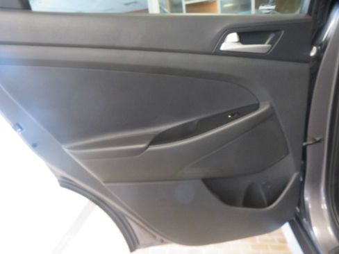 Used 2020 Hyundai Tucson SEL w/ Cargo Package FWD image 17