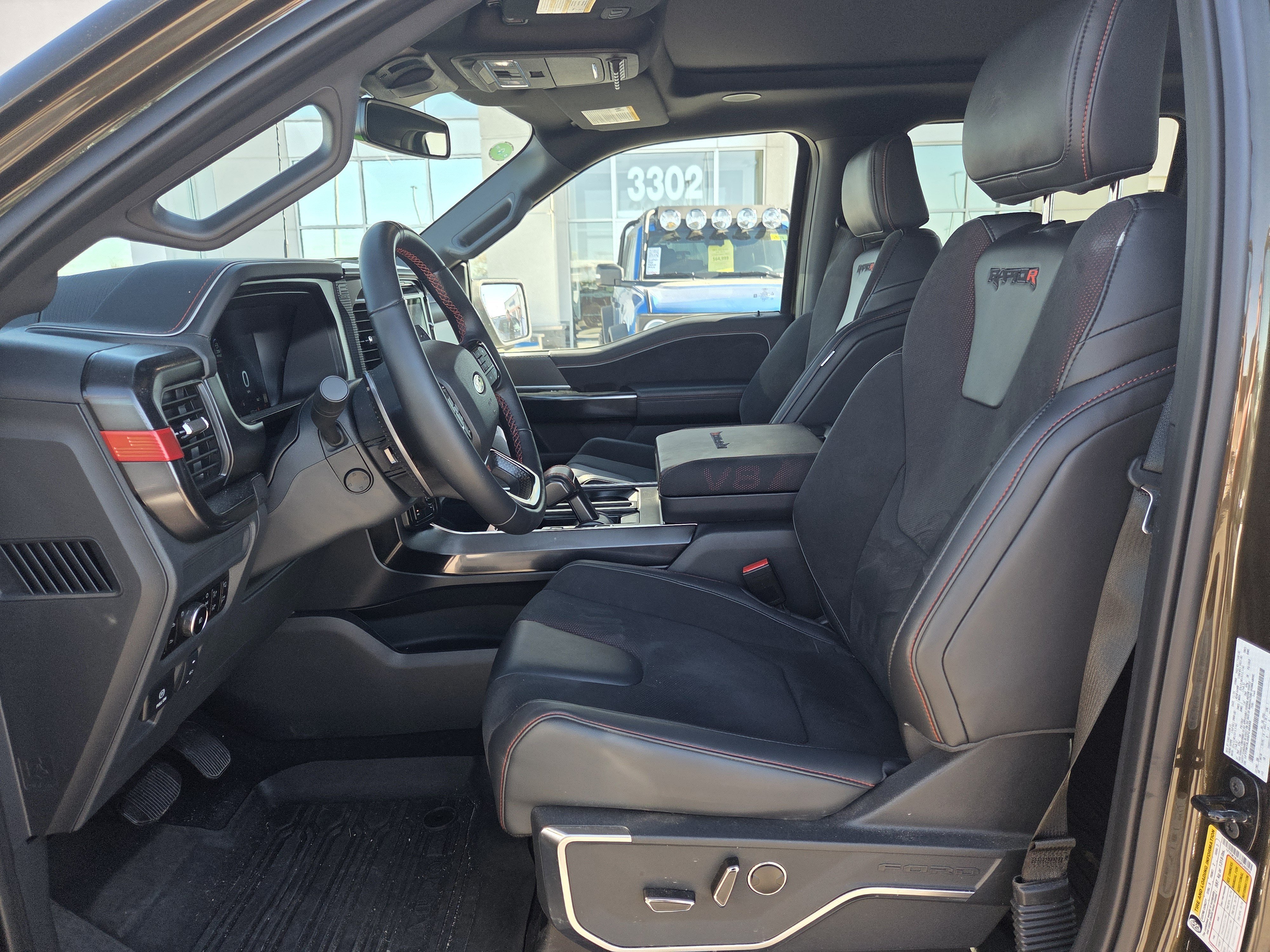 Used 2025 Ford F150 Raptor w/ Equipment Group 803A Raptor R AWD/4WD image 8