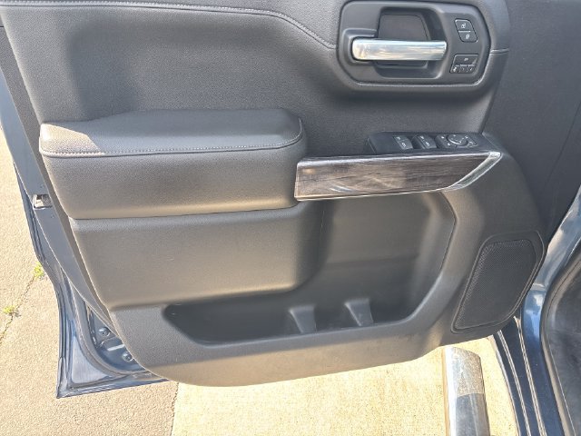 Used 2019 Chevrolet Silverado 1500 LTZ AWD/4WD image 10