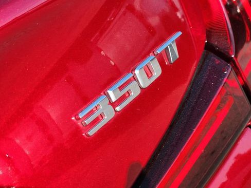 Used 2024 Cadillac XT4 Luxury w/ Cold Weather Package image 12