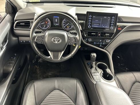 Used 2023 Toyota Camry SE image 21