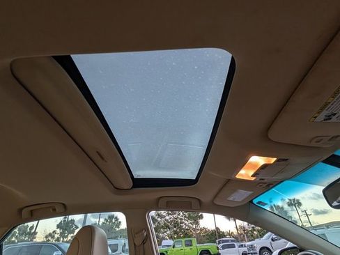 Used 2014 Toyota Avalon XLE Premium FWD image 13