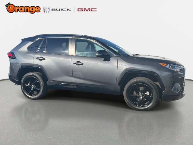 Used 2021 Toyota RAV4 XSE w/ XSE Grade Weather Package AWD/4WD image 2