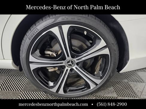 Used 2023 Mercedes-Benz C 300 Sedan image 17