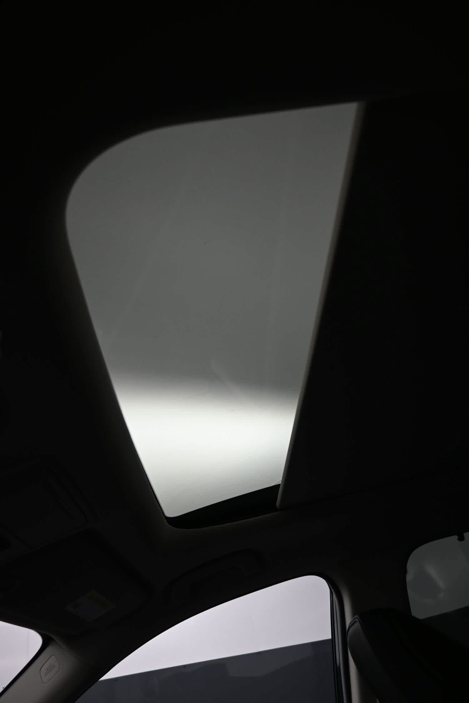 Certified 2025 Honda Pilot Touring image 19
