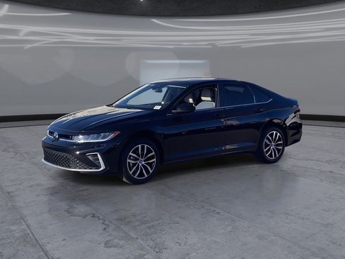 New 2026 Volkswagen Jetta SE FWD image 3