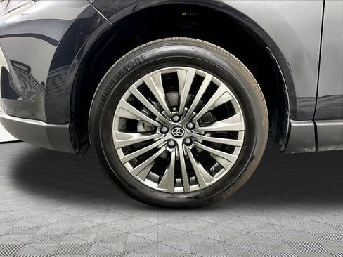 Used 2022 Toyota Venza Limited AWD/4WD image 33