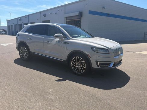 Used 2019 Lincoln Nautilus Reserve AWD/4WD image 7