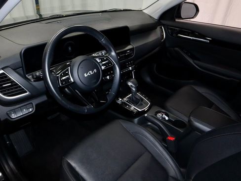 Used 2024 Kia Seltos EX AWD/4WD image 26