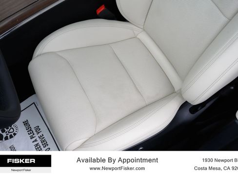 Used 2022 Tesla Model X image 14