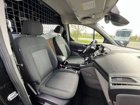 Used 2019 Ford Transit Connect XLT FWD image 12