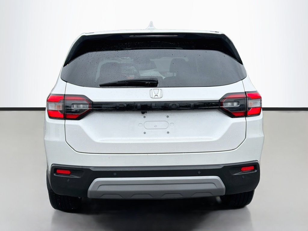 Used 2025 Honda Pilot EX-L image 6