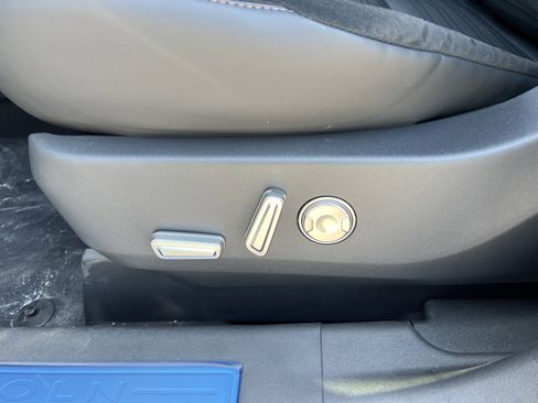 New 2025 Lincoln Nautilus Reserve w/ Jet Appearance Package image 26