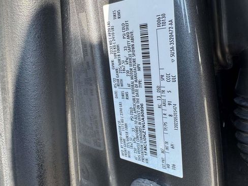 Used 2022 Ford Escape SEL image 17